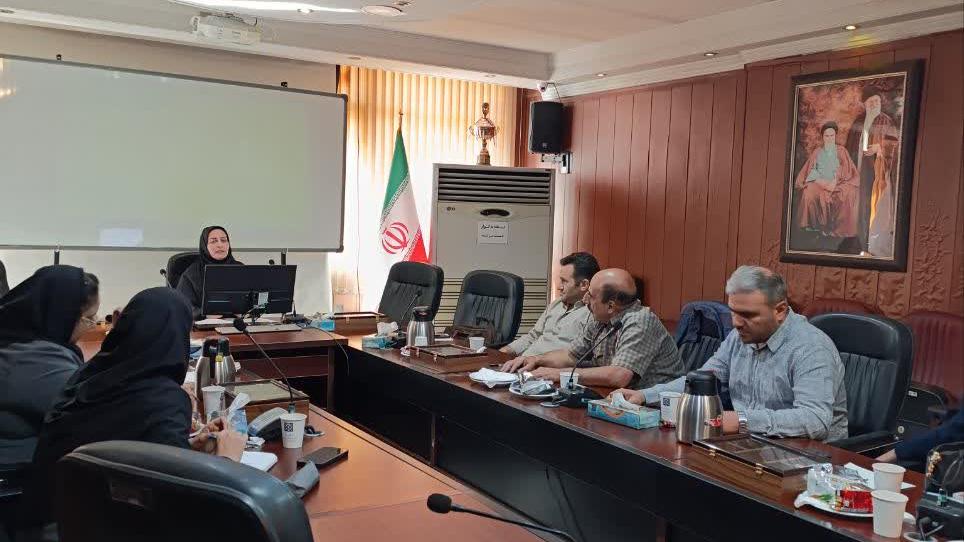 برگزاری جلسه بازآموزی  بهورزان در مرکز بهداشت جنوب تهران